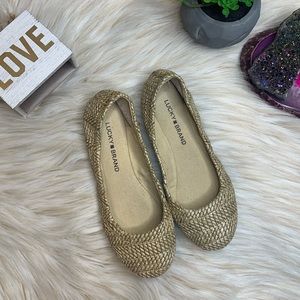 • Lucky Brand • Emmie woven straw flats
